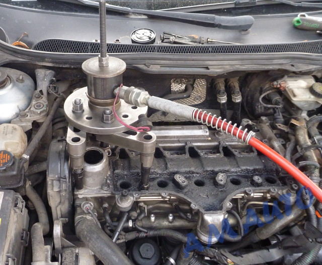 Injector removal
                                              from Volvo with 2,4 D5
                                              engine